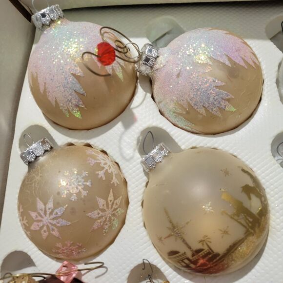 Glass Christmas Ornaments VINTAGE Lot 24 pcs boxed Rauch Ind. Frosted Kitschy - Picture 7 of 12